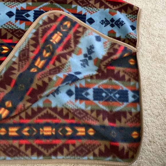 Lindo Fleece Aztec Print Vest Pullover Hooded Western Boho Design Size 11 - Picture 12 of 12